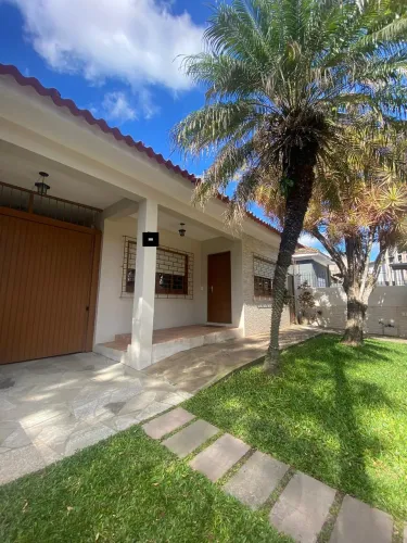 Casa Residencial para Venda CASA 3 DORM C/ ESPAÇO COMERCIAL, PISCINA E SALÃO DE FESTAS Por