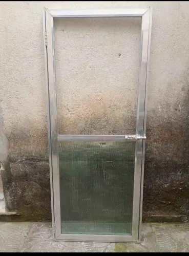 Porta de alumínio