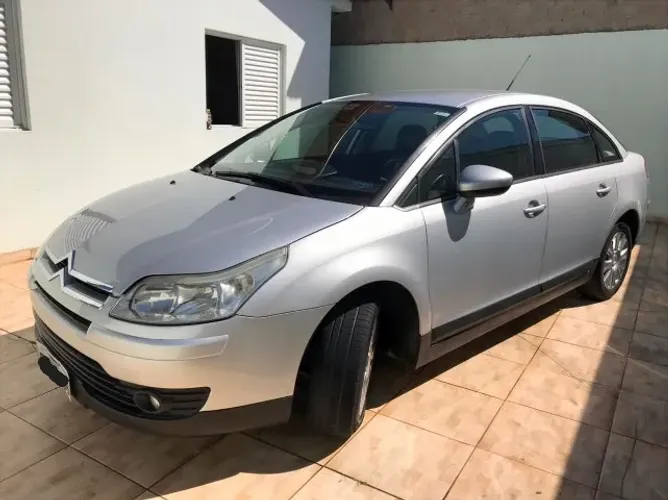 Citroen C4 Pallas GLX 2.0/ 2.0 Flex Aut. 2012