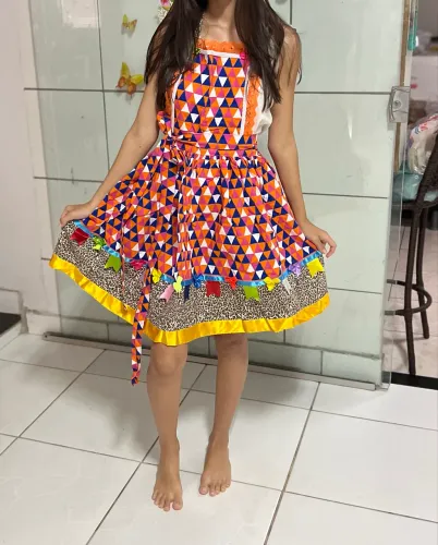 Vestido tipo avental junino