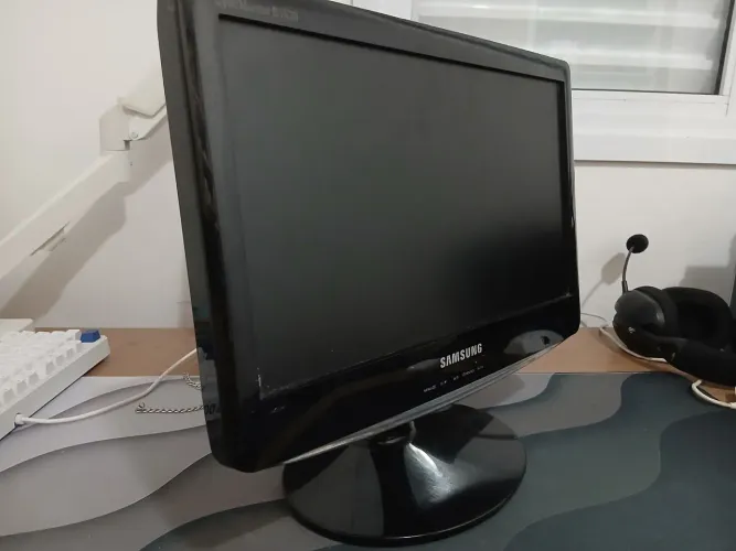 Monitor Samsung B1630n 15.6 Polegadas Preto