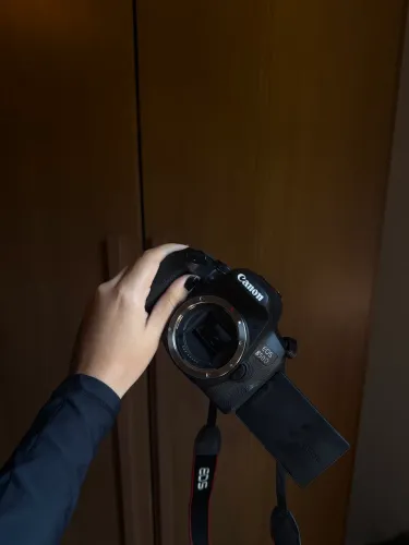 Corpo cânon 850D T8i
