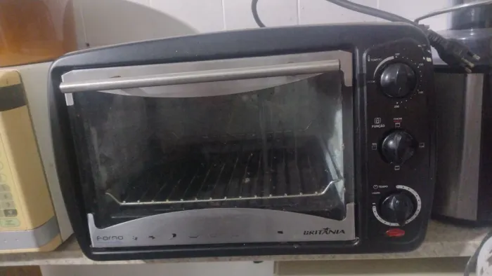 Forno elétrico funcionando perfeitamente