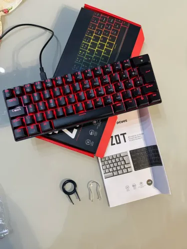 Teclado mecânico PCYES ZOT RGB