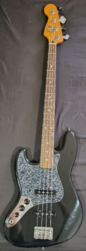 Baixo Fender Canhoto 