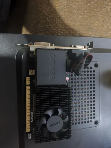 Gt610 2gb DDR3 semi nova