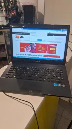 notebook Samsung NP275E4E funcionando