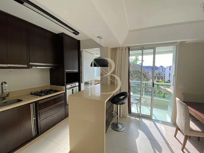 Apartamento à venda na Trindade com duas suítes sacada gourmet e infraestrutura de clube