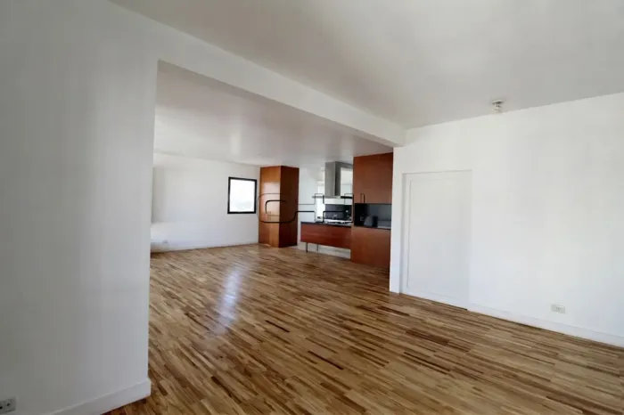 Venda e Locação · 3 dormitórios no Cond Edif Du Champ Vilon