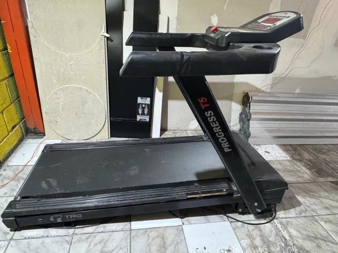 Esteira TRG Muito boa