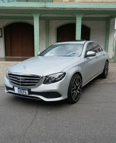 Mercedes-Benz E-250 Exclusive 2.0 TB 211cv Aut. 2017