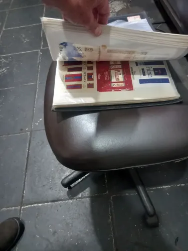 Vendo coleção de marcas de cigarro antigas. 