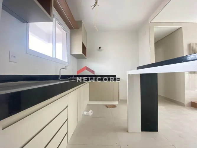 Apartamento em Rua Nordau Gonçalves Melo - Santa Mônica - Uberlândia/MG