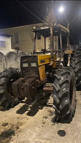 Trator valtra 785 4X4 2004