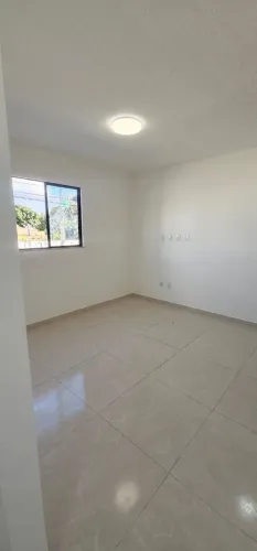 ALUGO APARTAMENTO 2/4 COM LOCALIZAÇÃO PRIVILEGIADA NO BAIRRO SIM