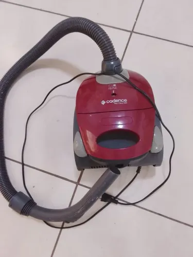 Aspirador de pó 220vts USADO funcionando