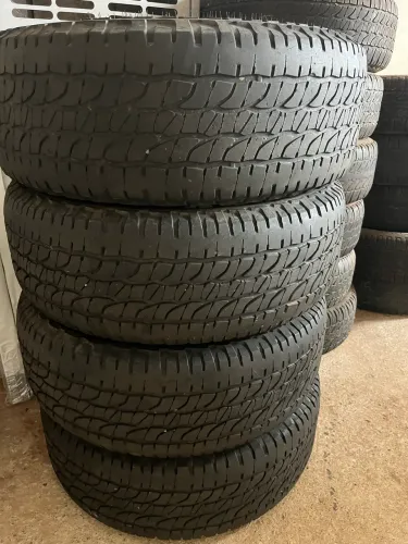 Pneu 265/65/18 Michelin