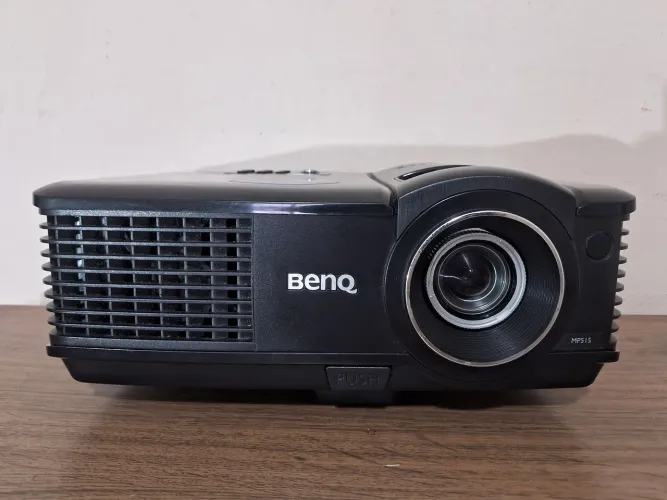 Projetor Benq MP515