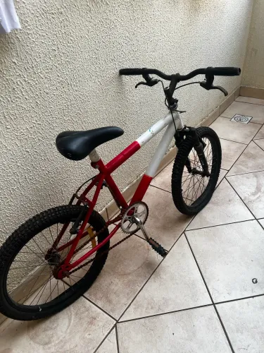 Bicicleta infantil usada