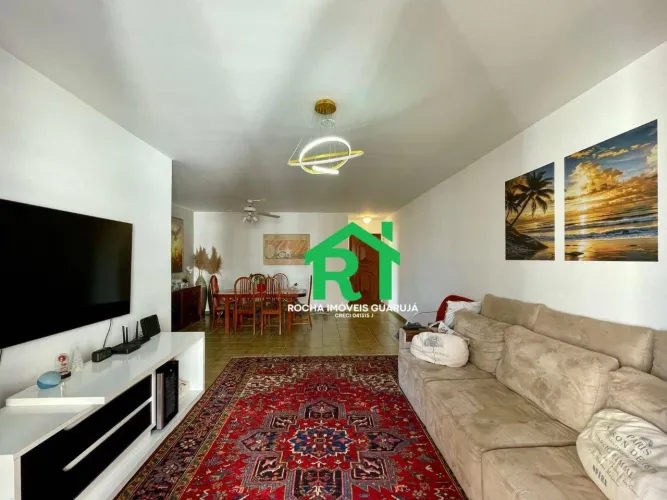 Apartamento com 3 quartos (1 suíte), 2 vagas e lazer à venda em Pitangueiras, Guarujá