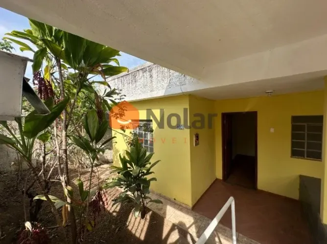 Casa á venda de 3 quartos no bairro Vila Íris, em Santa Luzia MG