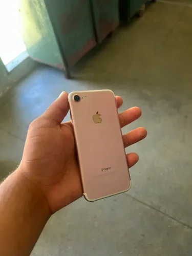 IPHONE 7 APPLE