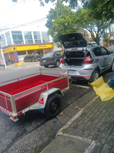 Vendo esta carretinha sem uso ja com documentação