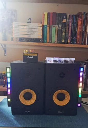 Monitor de áudio edifier R1000T4