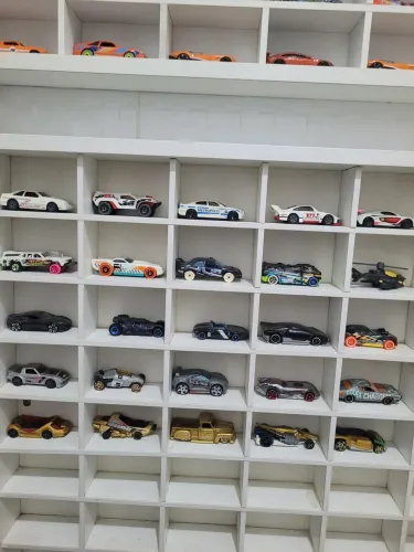 Carrinhos Hot Wheels 