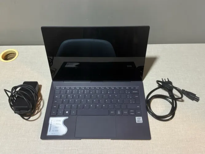 Samsung Galaxy Book S Intel Core i5 RAM 8GB SSD 256GB
