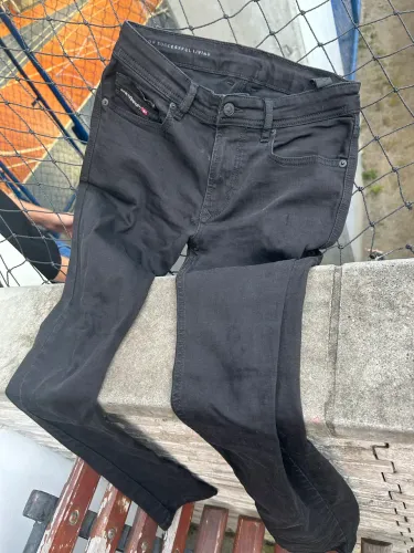 Calça diesel tamanho 14