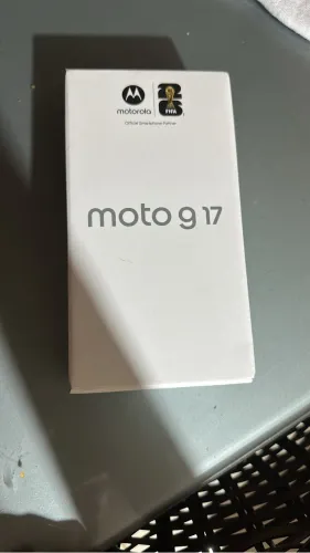 Celular Moto G17
