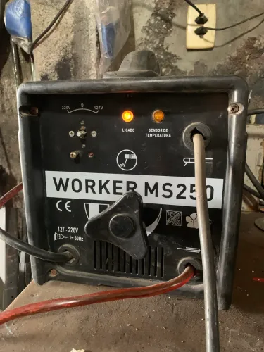 Máquina de solda WORKER MS250