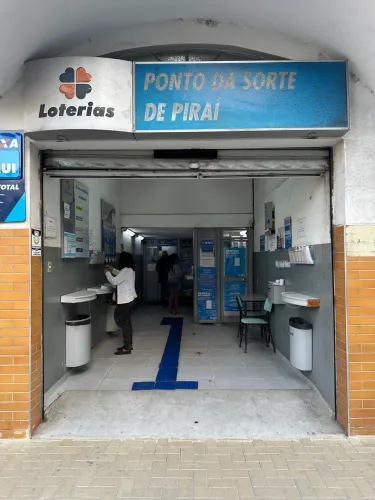 Vendo casa lotérica 