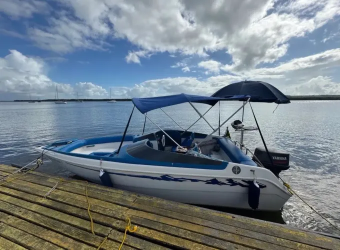 LANCHA DART 200 com motor Yamaha 90hp 4 tempos