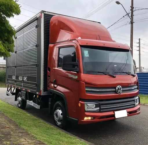 Vw delivery express prime/baú/2021
