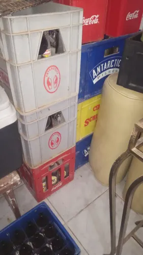 Engradados de cerveja completos 600 ml e 1 litro