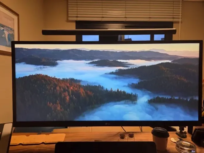 Monitor LG 29" UltraWide Full HD Inclinação 75Hz 5ms Branco 29WK600-WAWZ