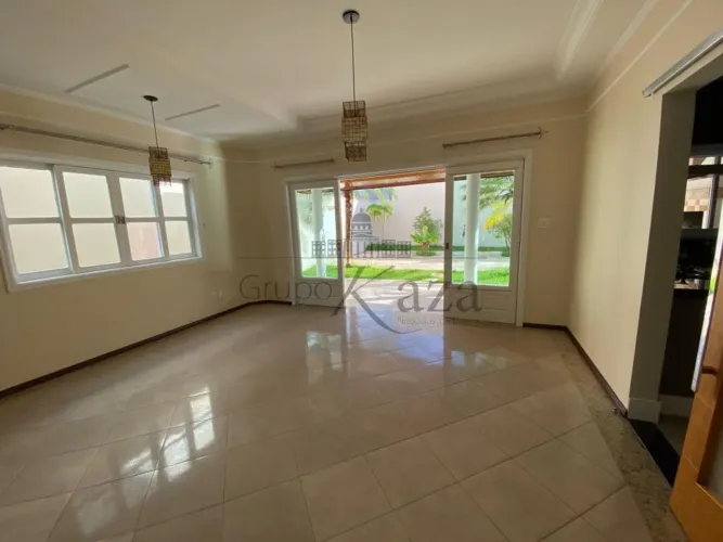 Oportunidade - Casa em Condomínio - Urbanova - Condomínio Morada da Serra - 5 Dormitórios
