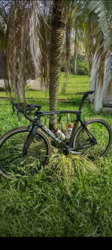 Bicicleta speed pinarello dogma f8 grupo dura ace completo,tamanho 58