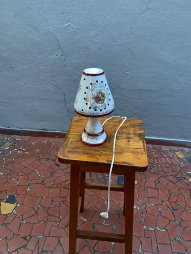 Abajour porcelana anos 80