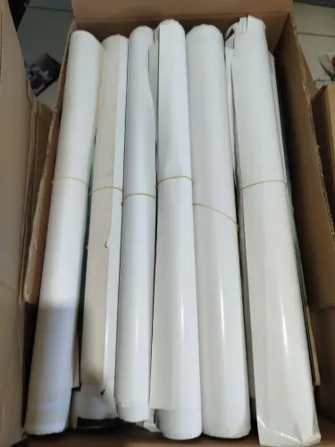 Vendo lote especial de 140 pôsteres usados de locadora