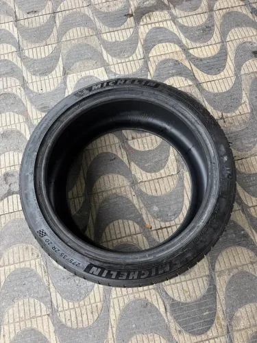 VENDO PAR DE PNEUS MICHELIN PILOT SPORT 4S - 275/35/20 - 275 35 20