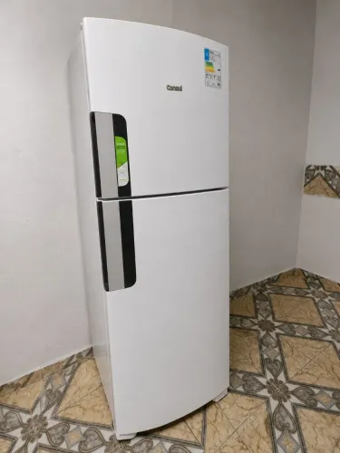 Geladeira Consult nova