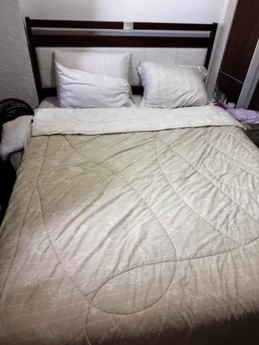 Cama de casal queen