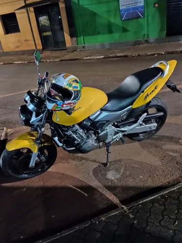 Hornet carburada 2006