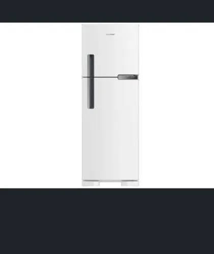Vende-se geladeira nova no plástico 