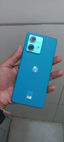 Edge 40 Neo