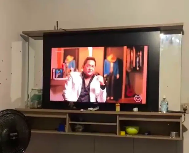 Painel para TV de até 50.polegadas