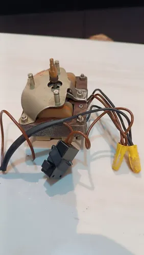Motor para toca discos CCE-BSR